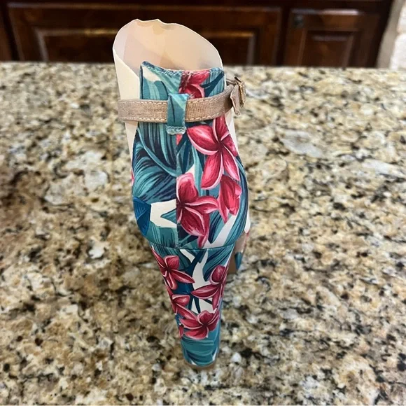 New - Natalia Strappy Block Heel in Teal and Pink - Picture 5 of 9